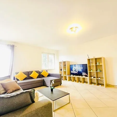 Daire Exclusive 2 Bedroom In The Heat Of Gare *