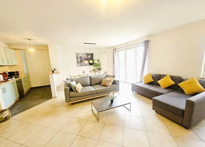 Exclusive 2 Bedroom In The Heat Of Gare Apartment *